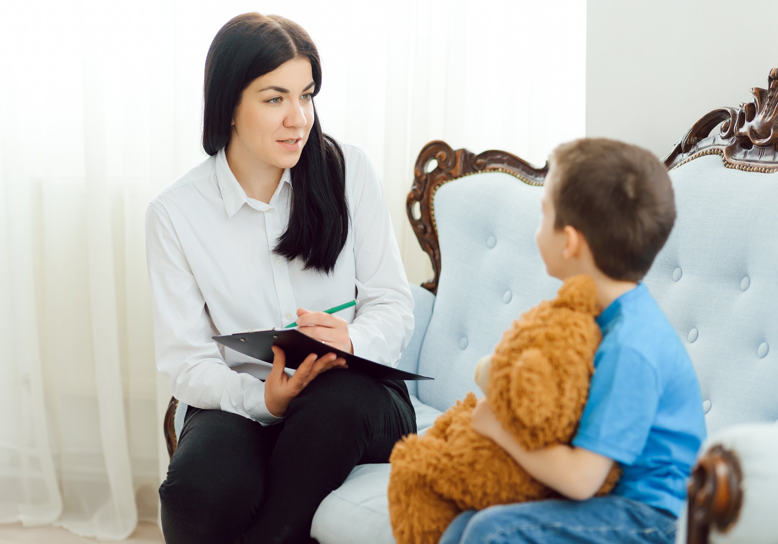 Advanced Child and Adolescent Counselling Level 4 (QLS) Course
